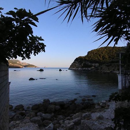 Sea Breeze Apartment Paleokastritsa Luaran gambar